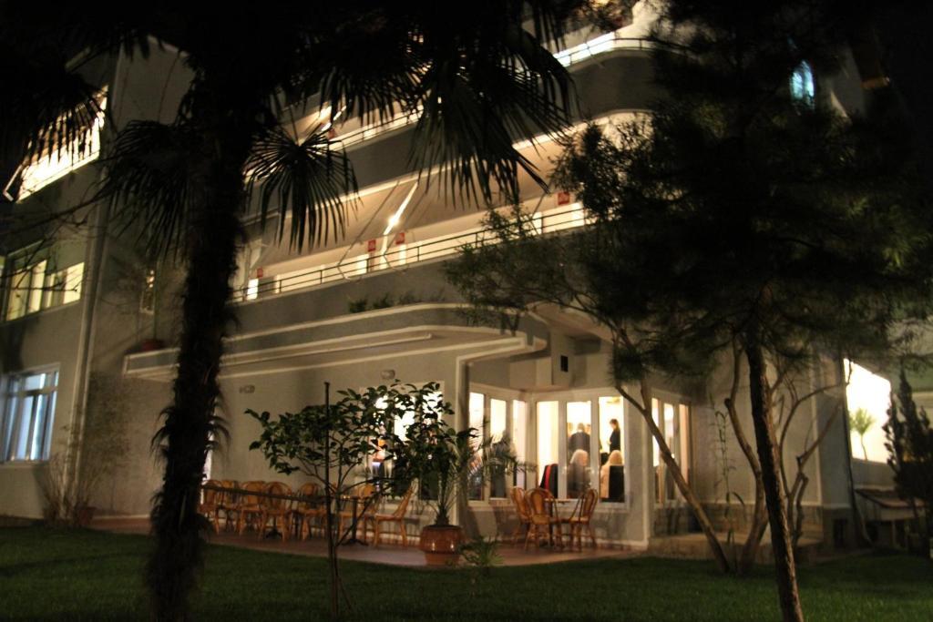 Hotel De Paris Τίρανα Εξωτερικό φωτογραφία
