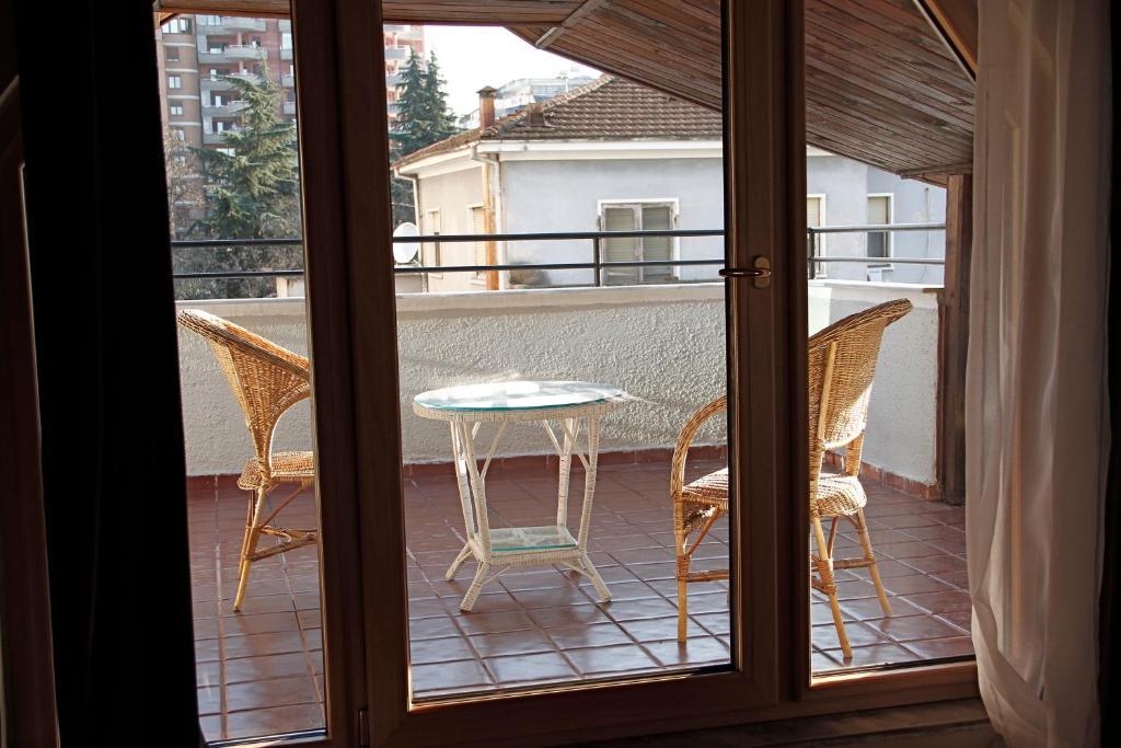 Hotel De Paris Τίρανα Εξωτερικό φωτογραφία