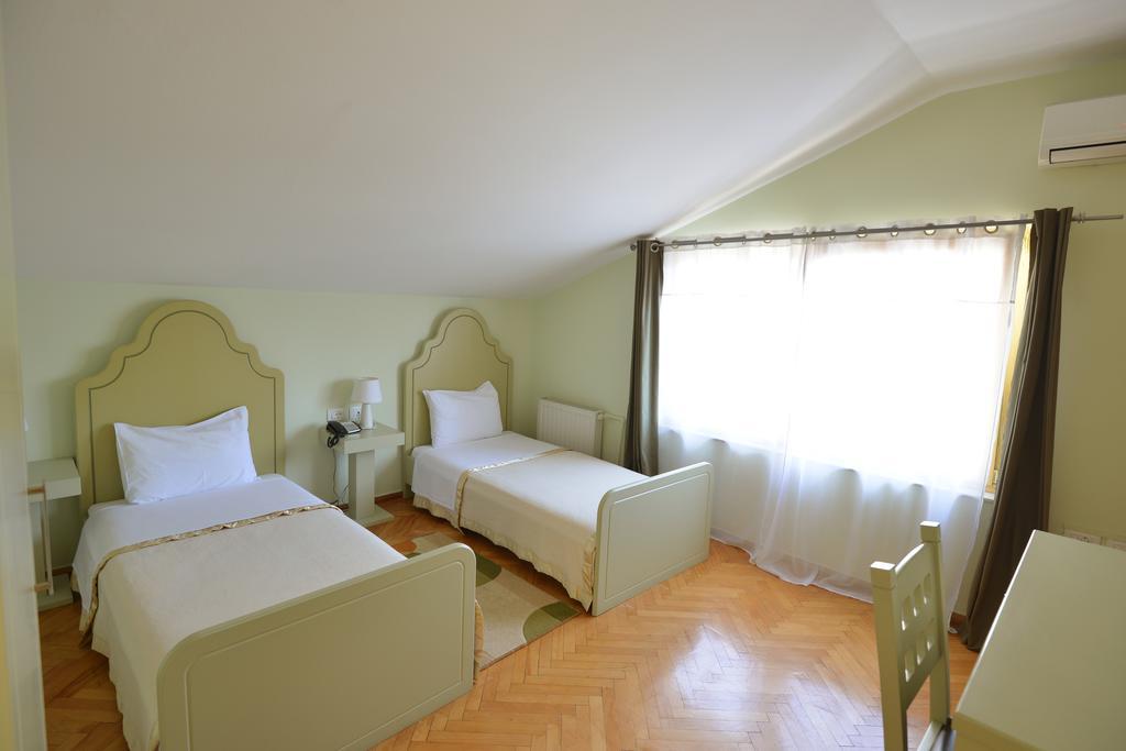 Hotel De Paris Τίρανα Δωμάτιο φωτογραφία
