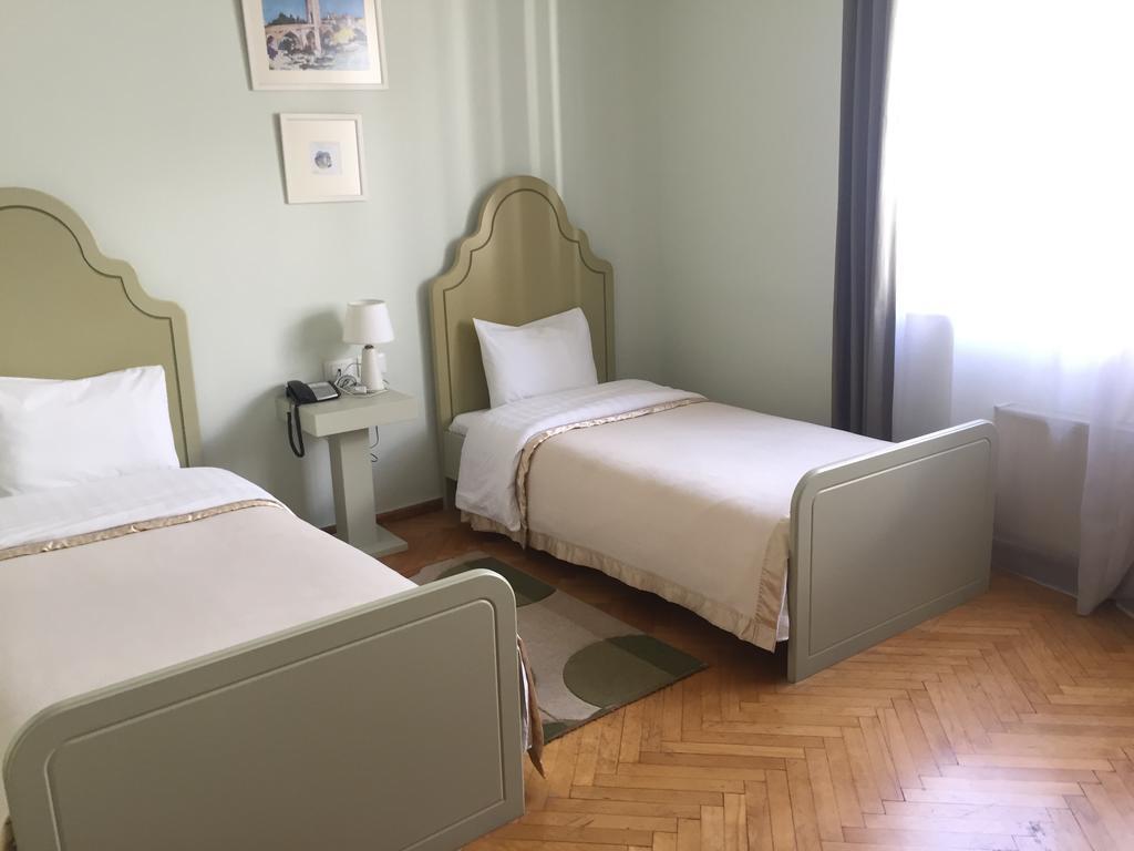 Hotel De Paris Τίρανα Εξωτερικό φωτογραφία